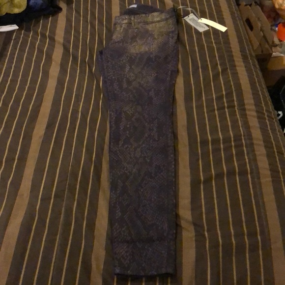Snakeskin print jeans - Picture 2 of 4